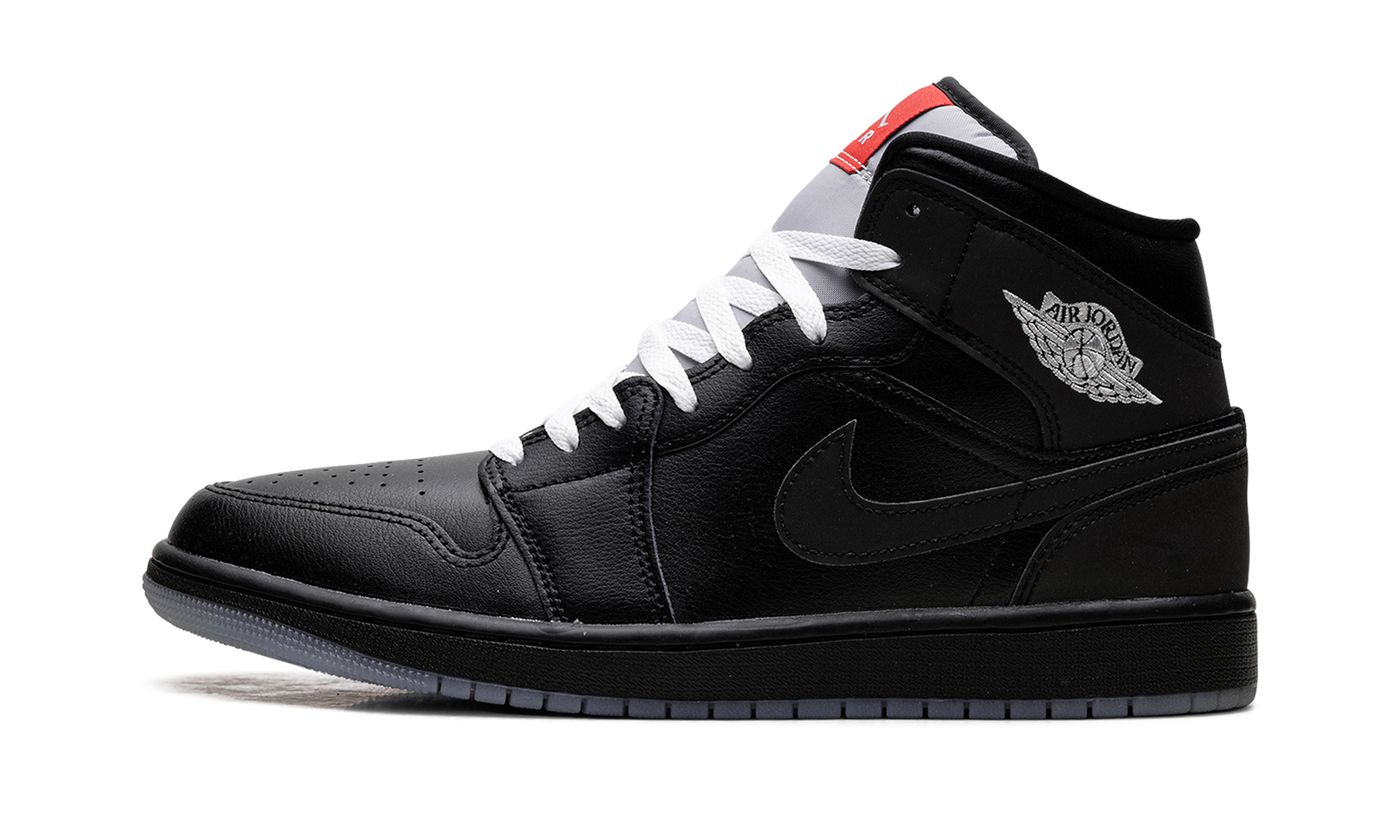 Jordan 1 Mid SE Black Metallic Reimagined HV5177 010