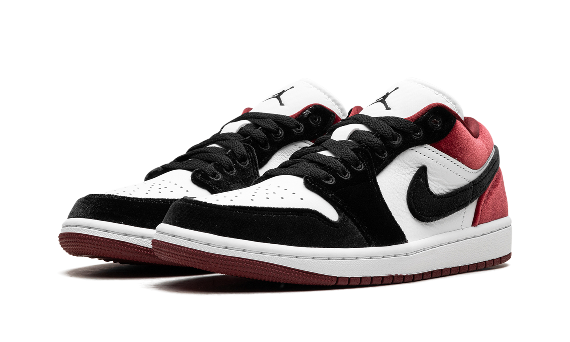 Jordan 1 Low SE WMNS Velvet Black Toe FZ3242 001