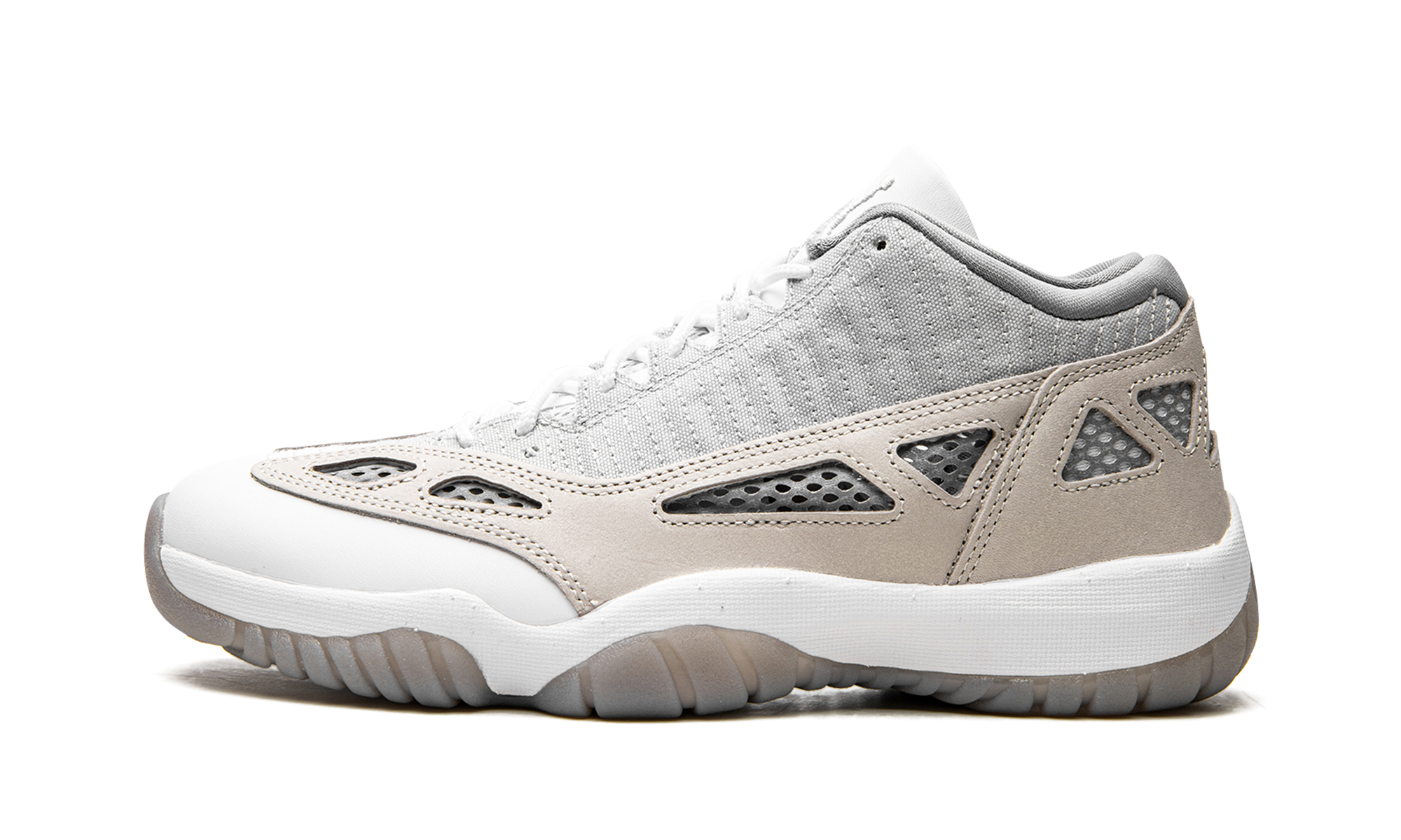 Air Jordan 11 Retro Low IE 'Light Orewood Brown' 919712 102