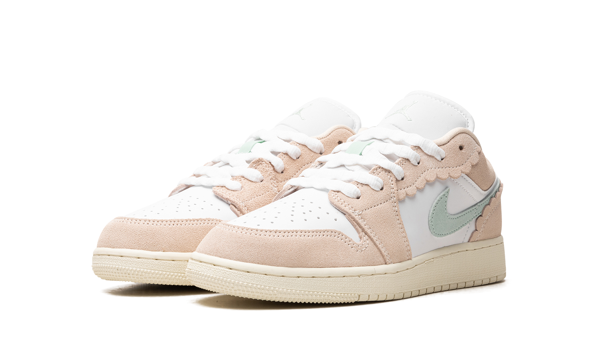 Air Jordan 1 Low SE GS Guava Ice DZ5356 800
