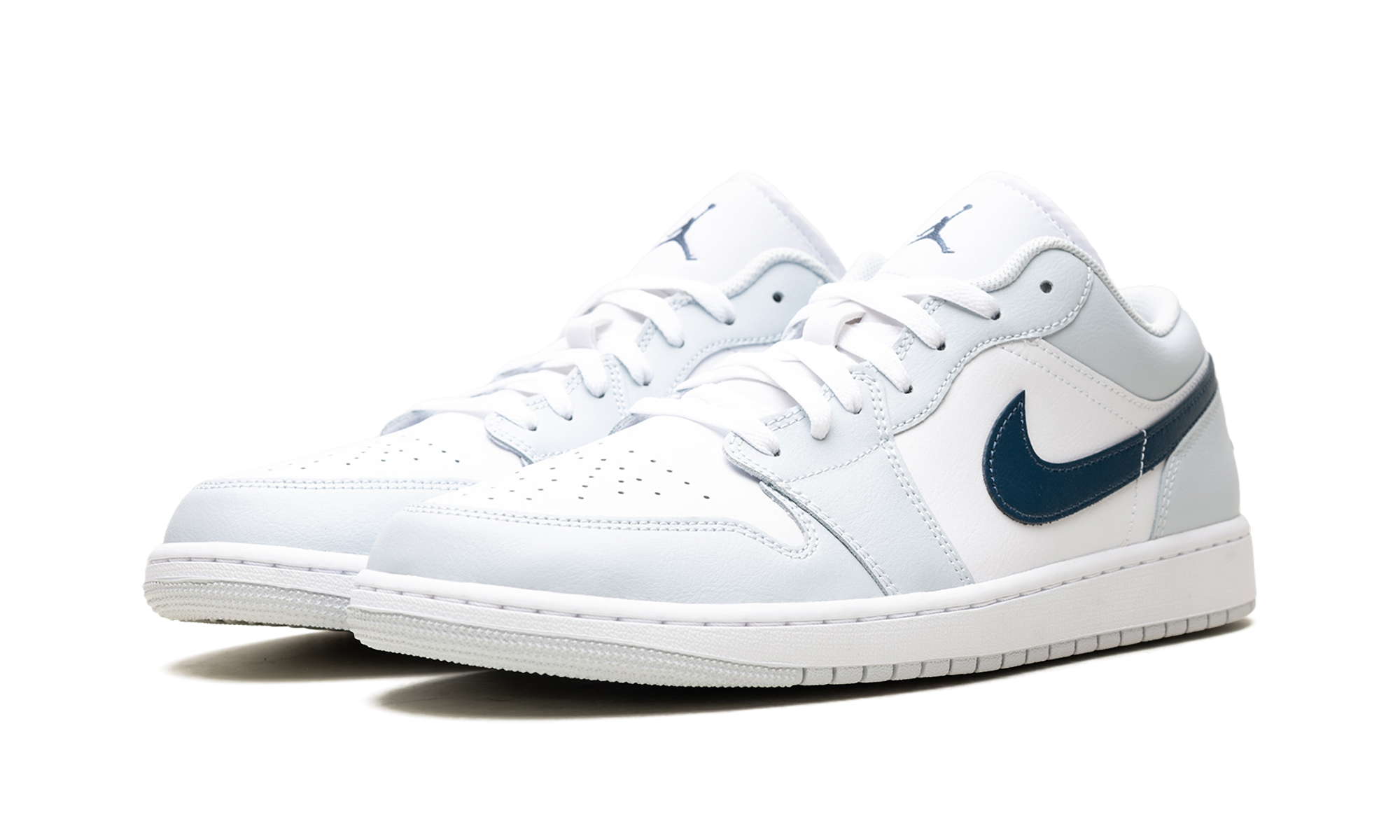 Air Jordan 1 Low Aura / Squadron Blue 553558 400
