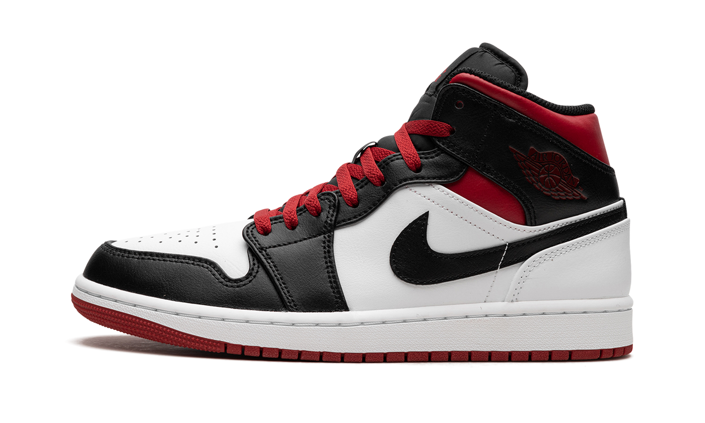 Air Jordan 1 Mid Gym Red Black Toe DQ8426 106