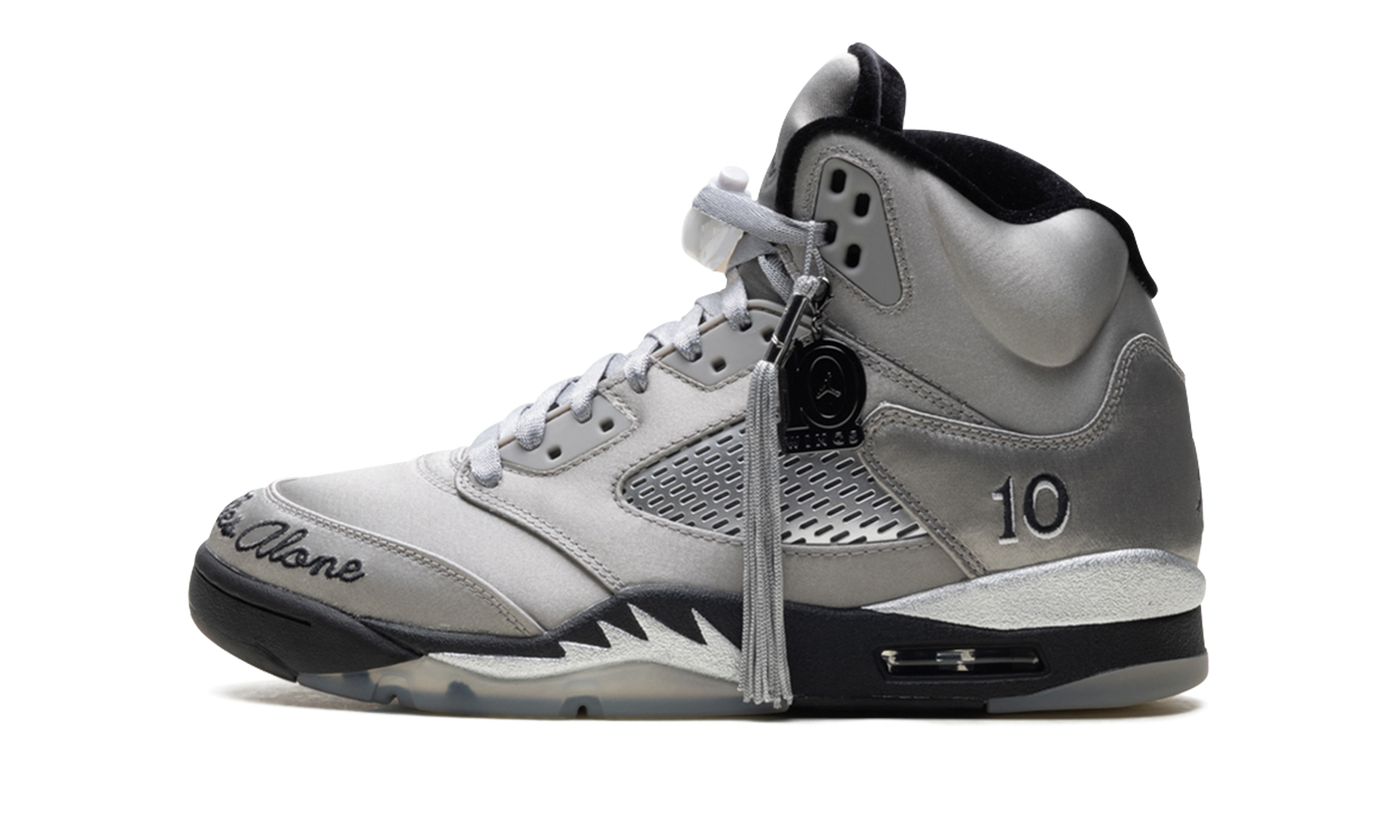 Air Jordan 5 Retro WMNS Wings (2025) IO2038 001