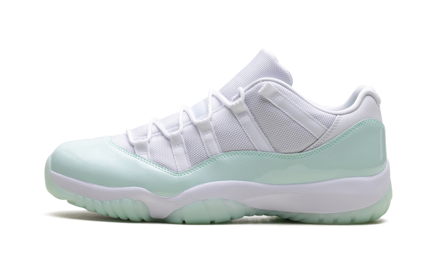 Air Jordan 11 Low WMNS Igloo AH7860 103