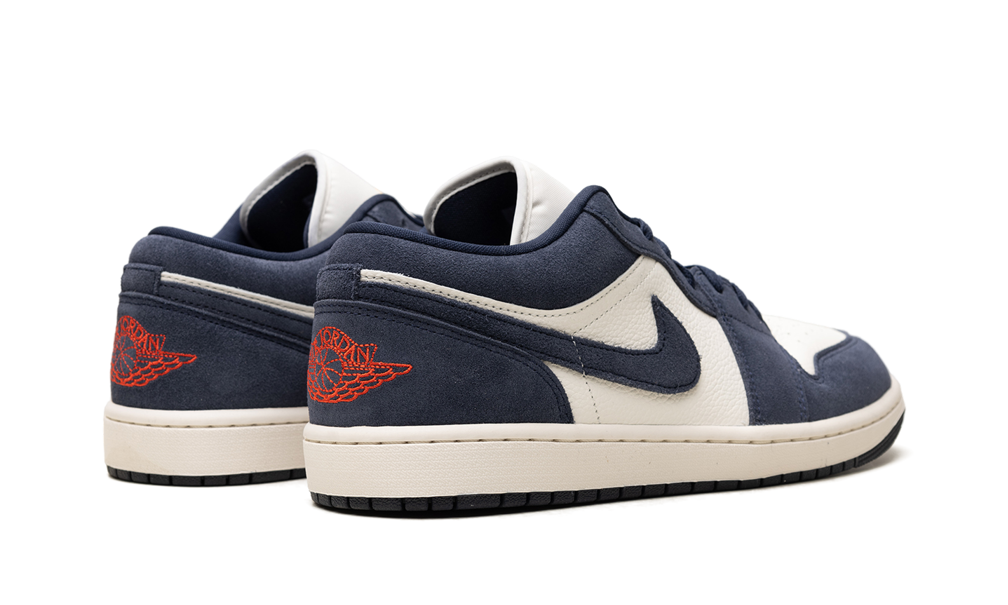 Jordan 1 Low SE Obsidian Suede IO7448 400
