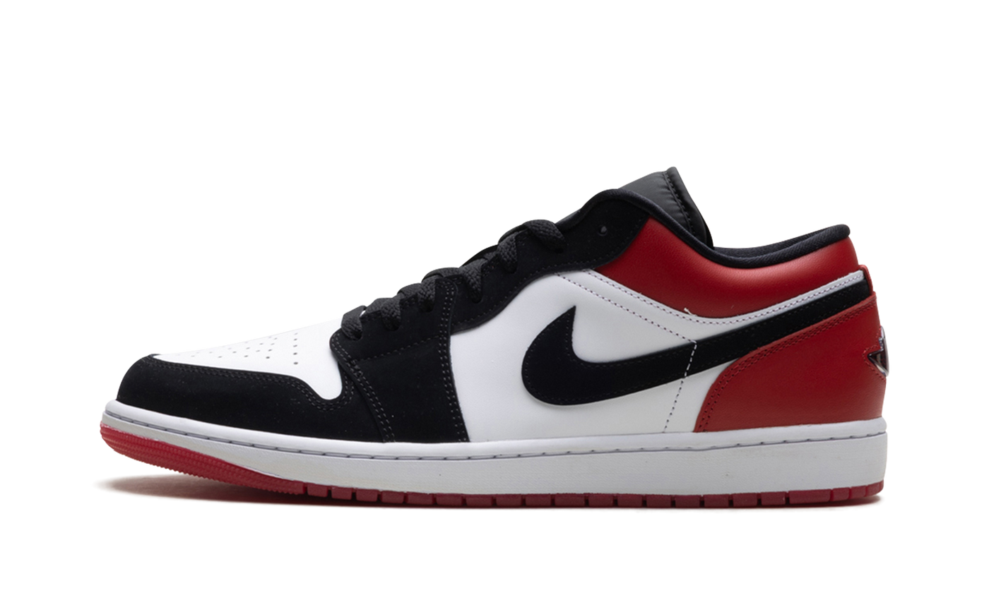 Jordan 1 Low SE Black Toe (2025) IB8971 106