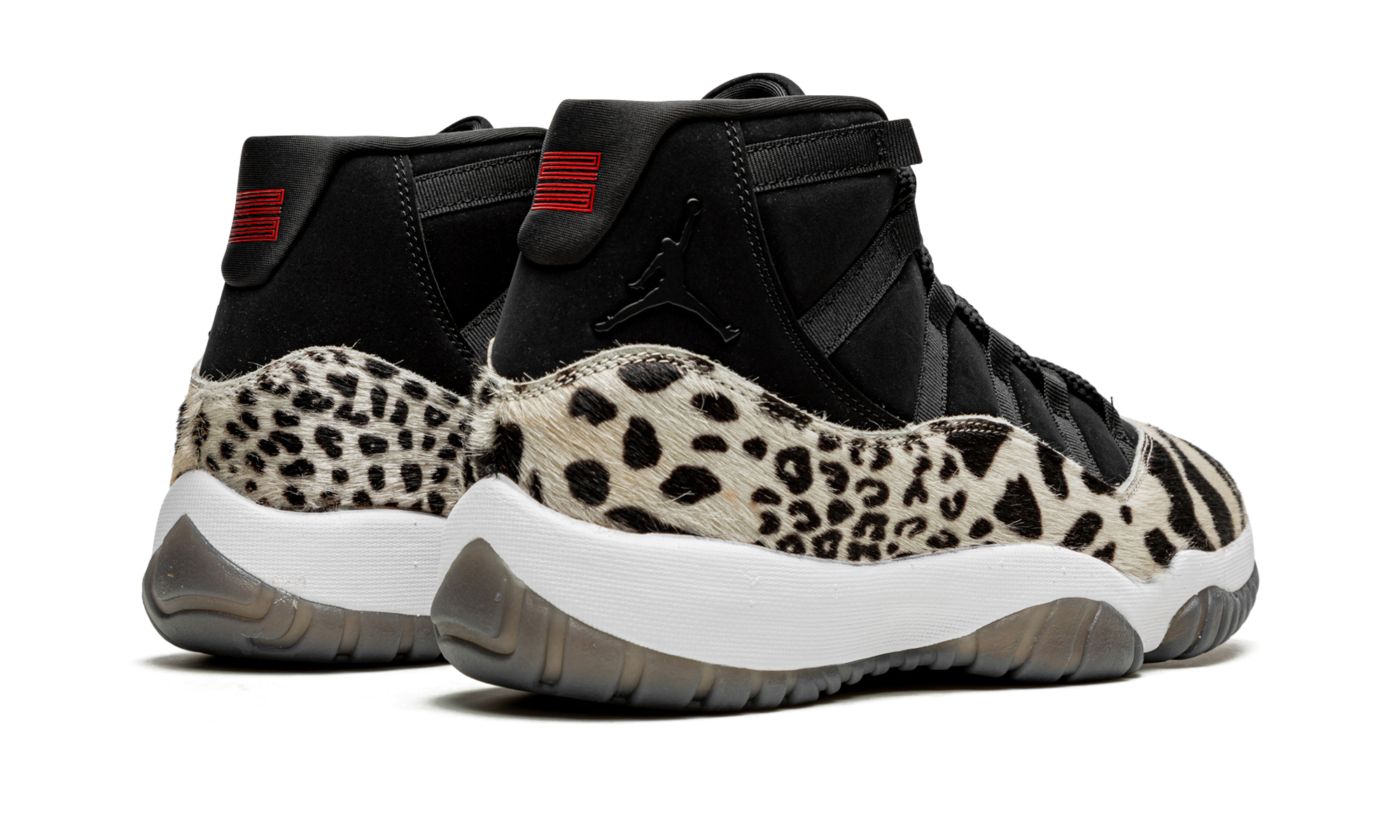 AIR JORDAN 11 WMNS Animal Instinct AR0715 010
