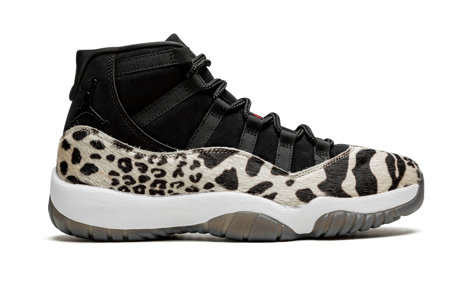 AIR JORDAN 11 WMNS Animal Instinct AR0715 010