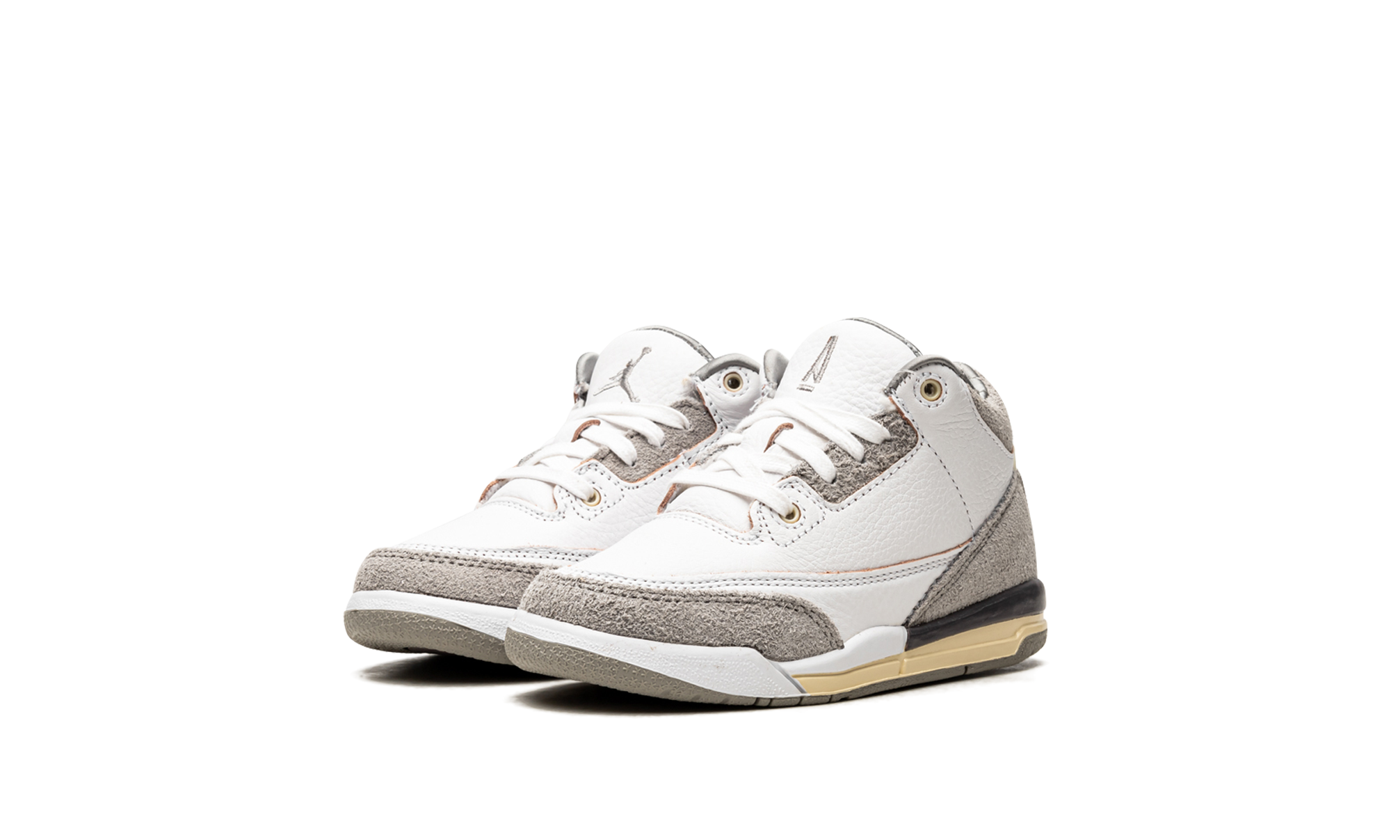 Air Jordan 3 Retro SP PS A Ma Maniére - Raised by Women DJ0718 110